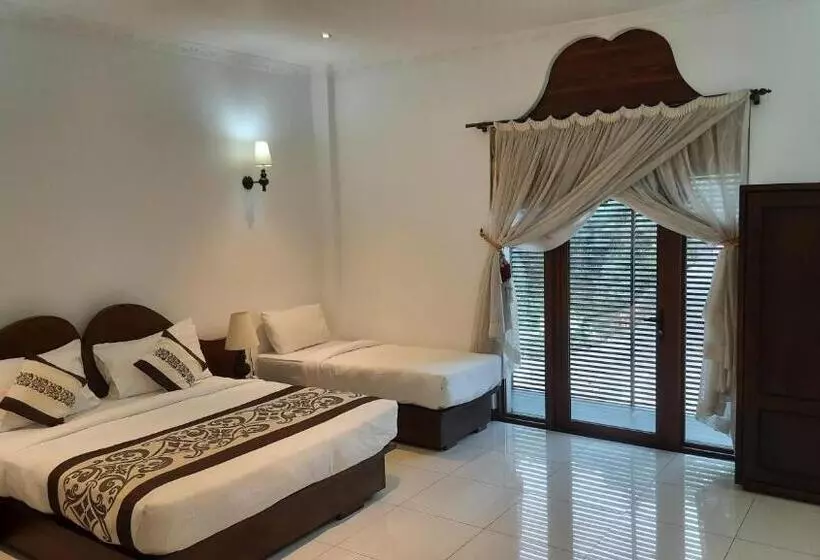 Fotos del hotel Royal Kandyan:  2