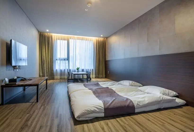 Fotos del hotel With Jeju:  17