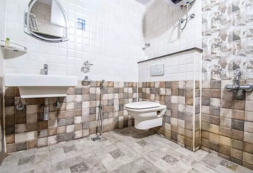 Fotos del hotel Fabhotel Frazer Suites Pulikeshi Nagar:  16