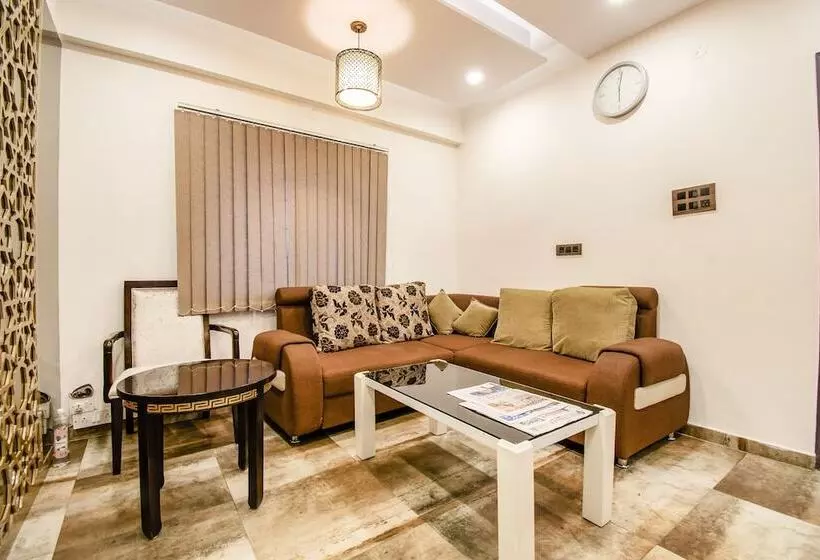 Fotos del hotel Fabhotel Frazer Suites Pulikeshi Nagar:  15