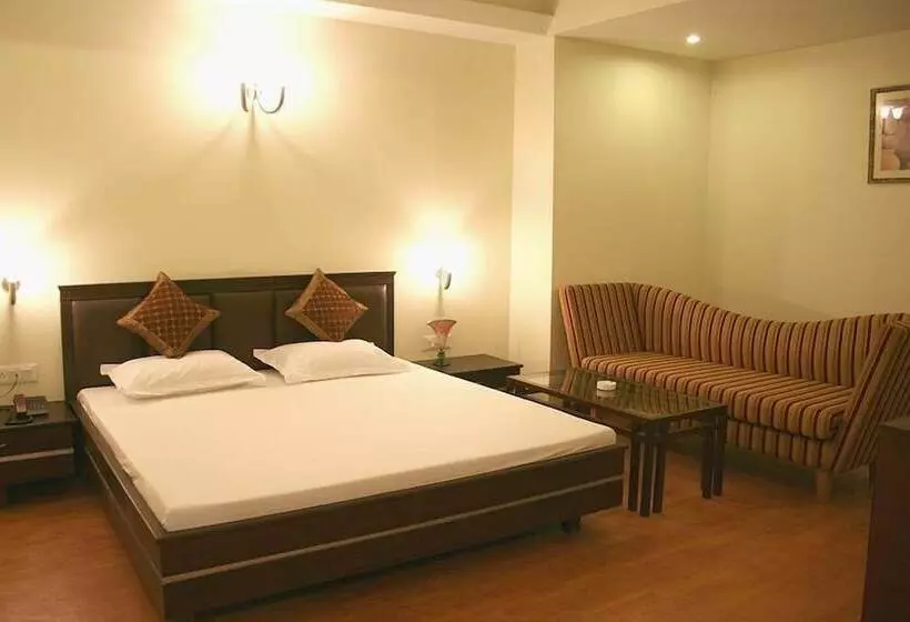 Fotos del hotel Elm Tree:  1