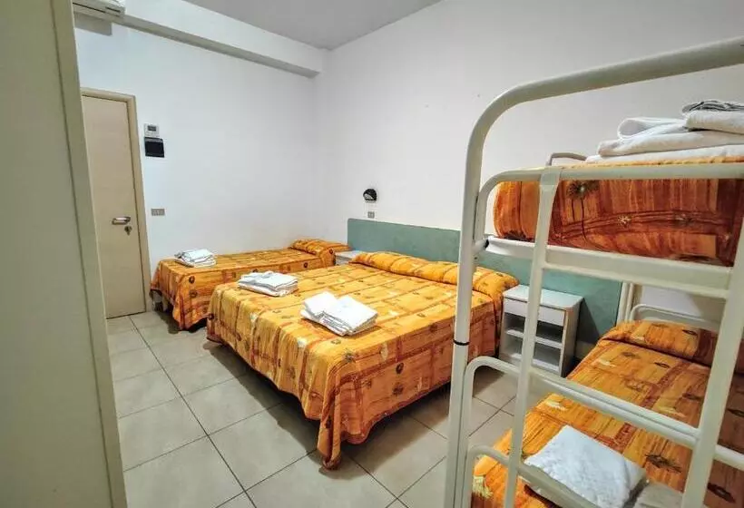 Fotos del hotel Ben Hur:  2