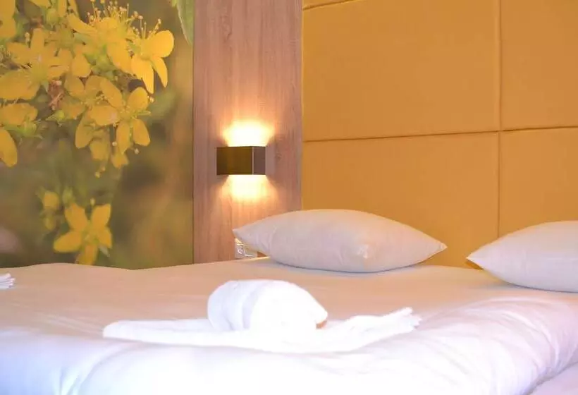 Fotos del hotel Villa Pergola:  8