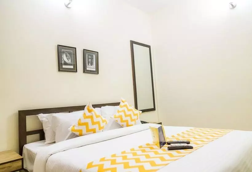 Fotos del hotel Mint Queensway Suites:  13