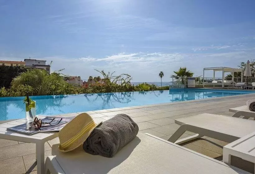 Fotos del hotel Residence De Tourisme Ajaccio Amirauté:  11