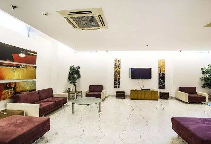 Fotos del hotel Fab Raj Darbar Iffco:  3
