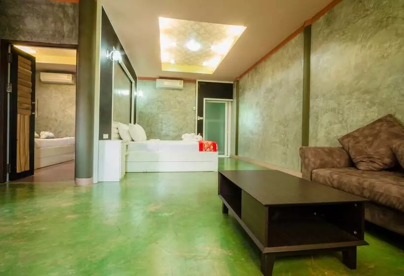 Fotos del hotel Riverpool Resort:  3
