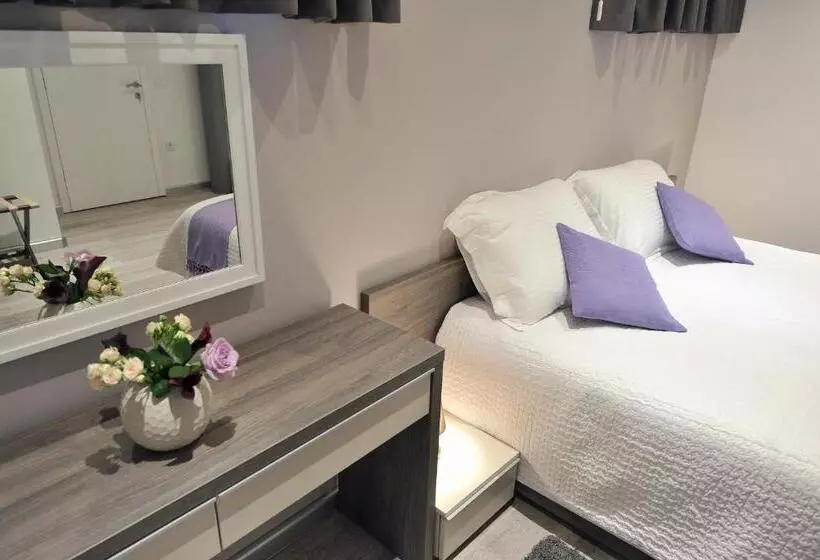 Apartments & Rooms Lavandula Exclusive