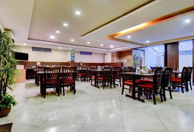 Fotos del hotel Treebo Trend Raj Residency:  19