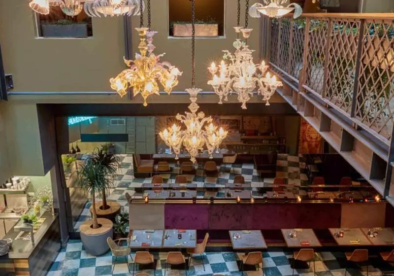 Fotos del hotel 25hours Hotel The Royal Bavarian:  7