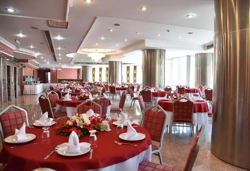 Fotos del hotel Lacin Park:  14