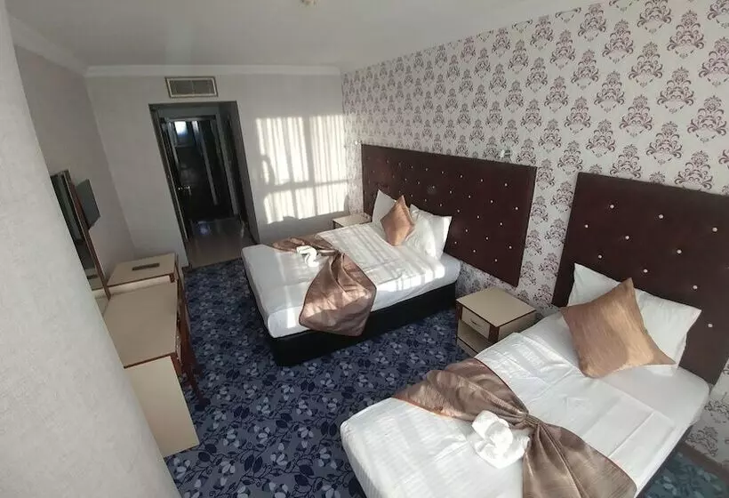 Fotos del hotel Lacin Park:  11