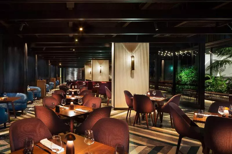 Fotos del hotel West  Sydney, Curio Collection By Hilton:  17