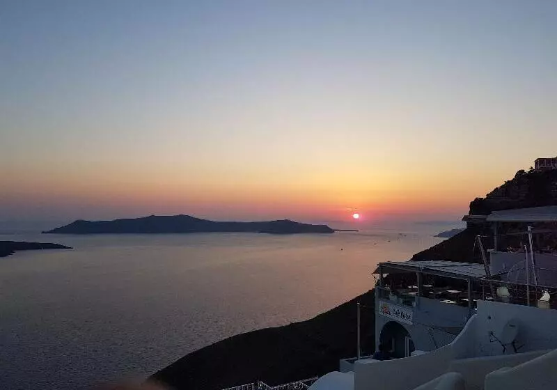 Fotos del hotel On The Cliff Suites:  3