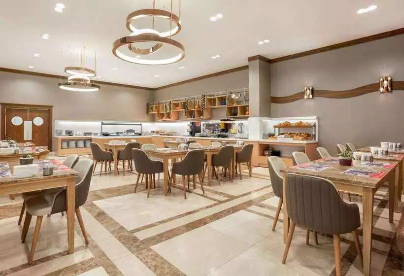Fotos del hotel Ramada By Wyndham Istanbul Alibeykoy:  12