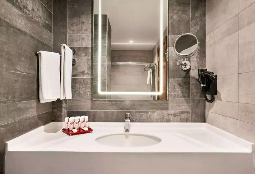 Fotos del hotel Ramada By Wyndham Istanbul Alibeykoy:  14