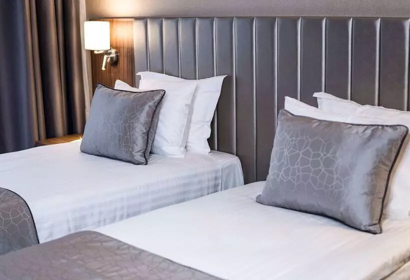 Fotos del hotel Ramada By Wyndham Istanbul Alibeykoy:  22