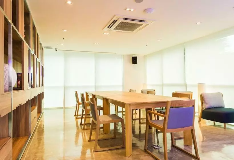 Fotos del hotel Zazz Urban Bangkok:  5