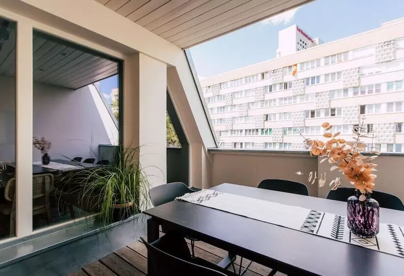 Fotos del hotel Luga Homes  Stadthaus:  14