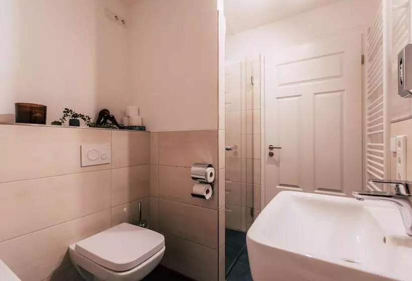 Fotos del hotel Luga Homes  Stadthaus:  22