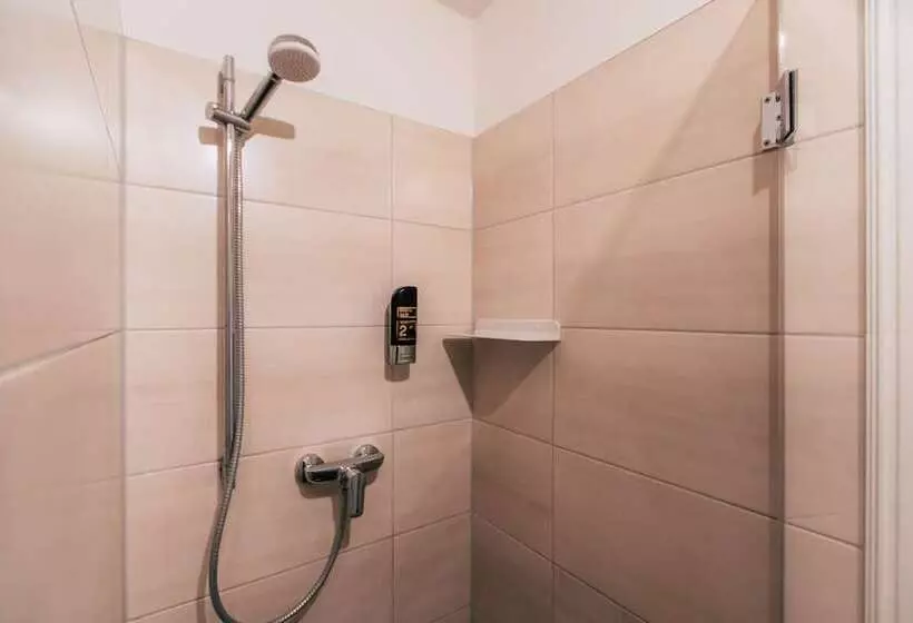 Fotos del hotel Luga Homes  Stadthaus:  24