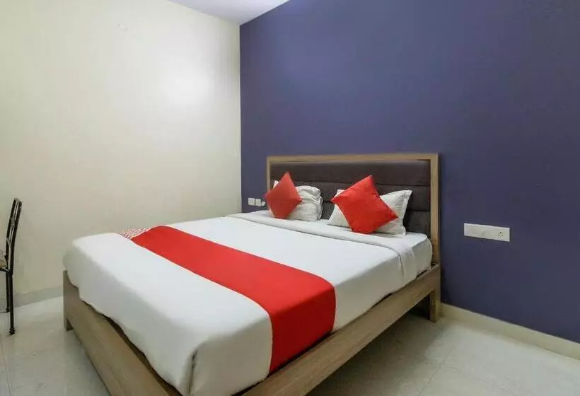 Fotos del hotel Oyo 9605 Hotel Golden Inn:  21