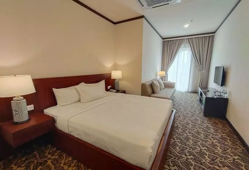 Fotos del hotel Riviera Suites Melaka:  2