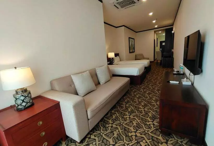 Fotos del hotel Riviera Suites Melaka:  11