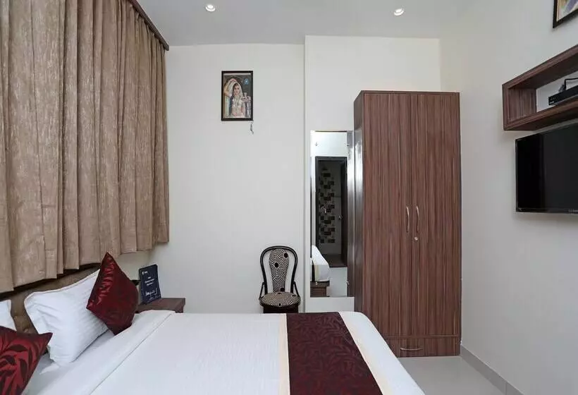 Fotos del hotel Oyo 10326 Hotel The Indra Inn:  20