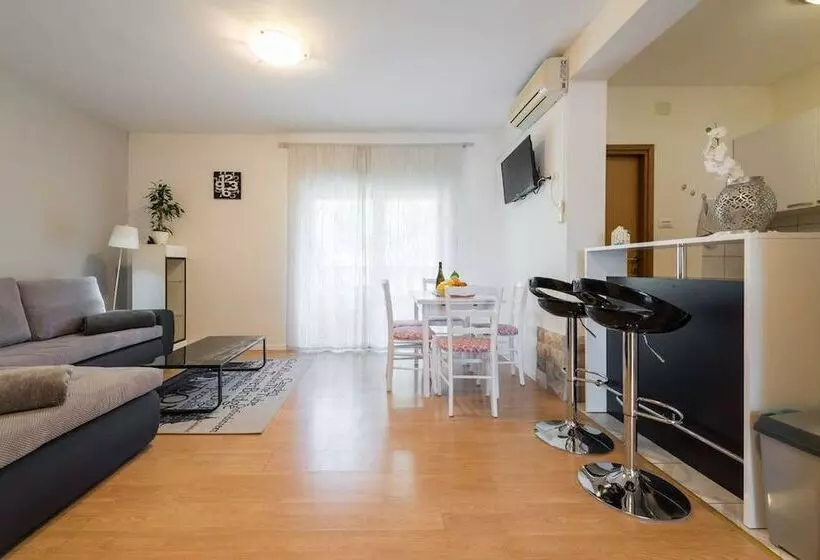 Fotos del hotel Super Horizont Apartments:  20