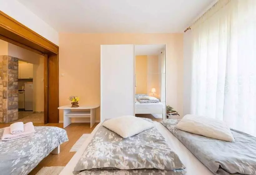 Fotos del hotel Super Horizont Apartments:  6