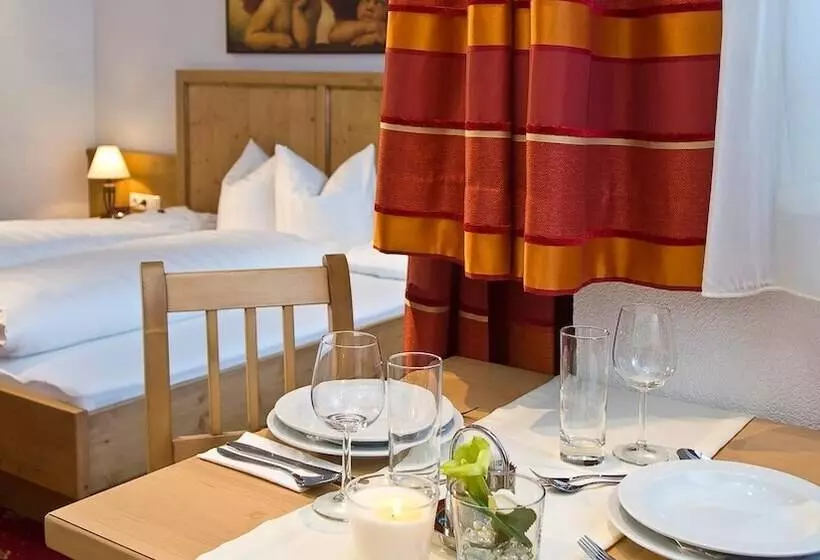 Fotos del hotel Alpenstern:  10