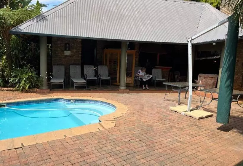 Fotos del hotel Goodey's Guesthouse:  2