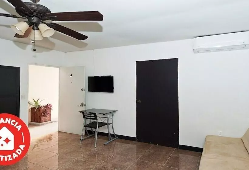 Fotos del hotel Econosuites Monterrey:  21