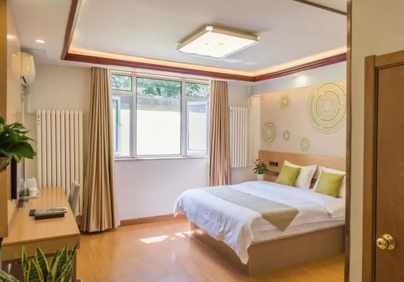 Greentree Inn Beijing Houhai Express