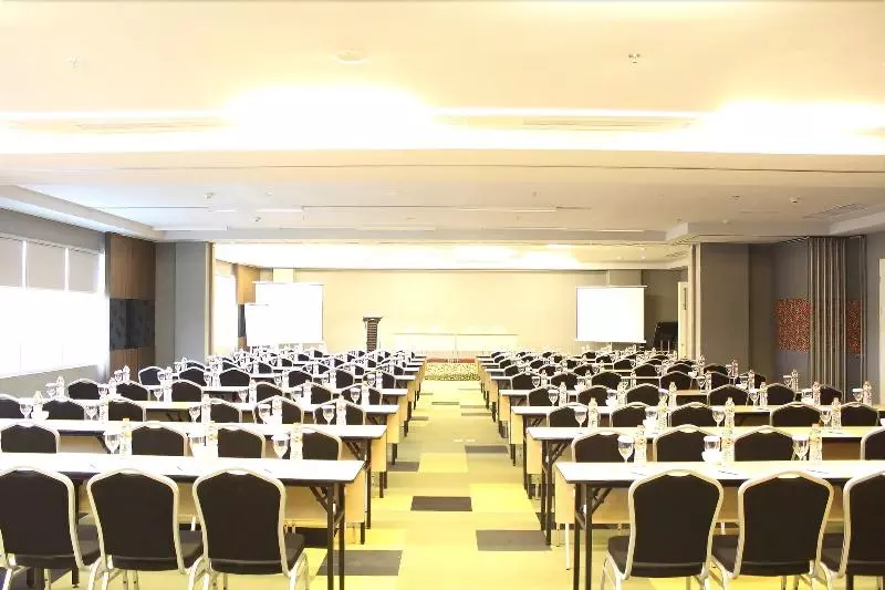 Fotos del hotel Pesonna Gresik:  8