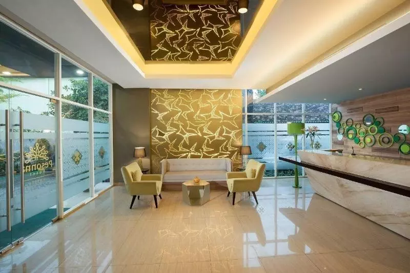 Fotos del hotel Pesonna Gresik:  5