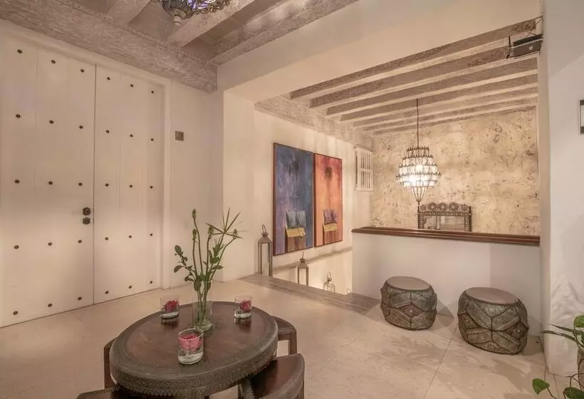 Noi Cartagena 1860  Adults Only