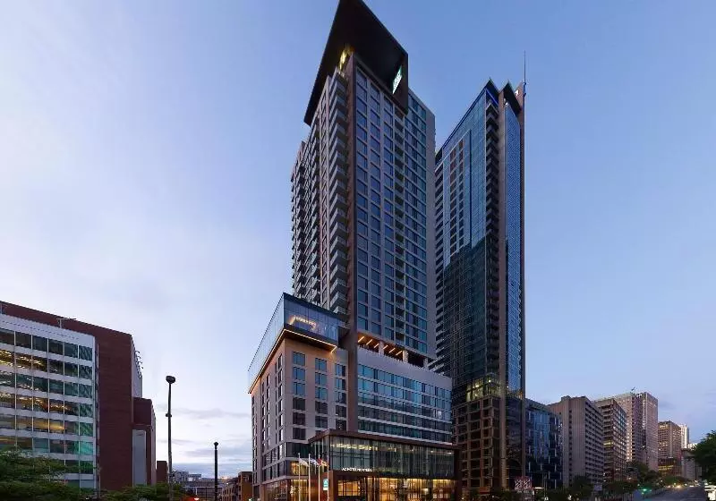 Fotos del hotel Ac  By Marriott Montreal Downtown:  22