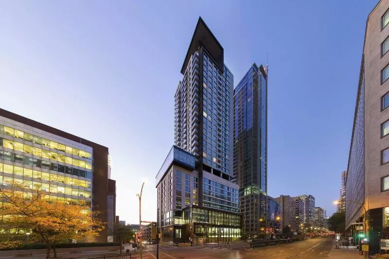Fotos del hotel Ac  By Marriott Montreal Downtown:  24