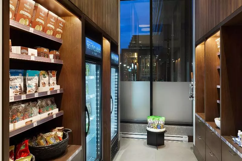 Fotos del hotel Ac  By Marriott Montreal Downtown:  6