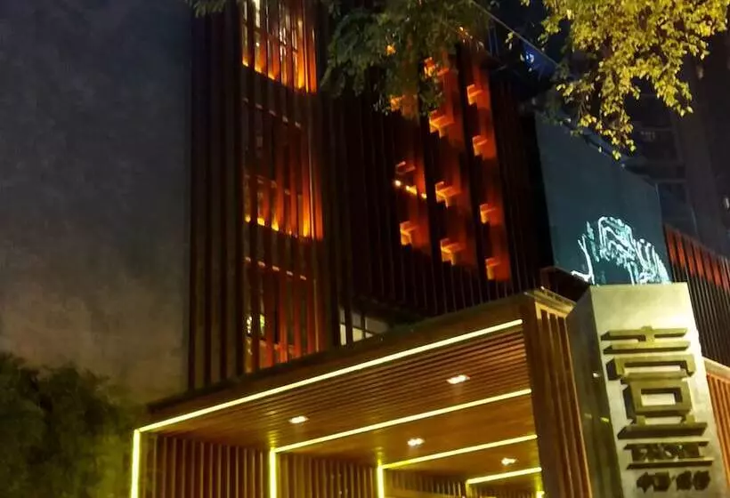 Chengdu E