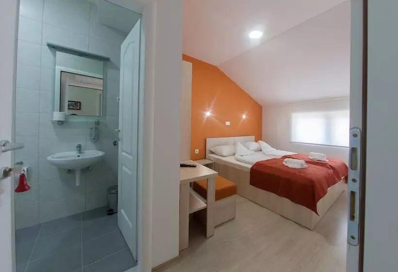 Fotos del hotel Guest House City Star:  22