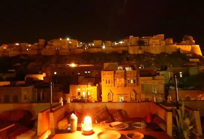 Fotos del hotel Shahi Palace:  14