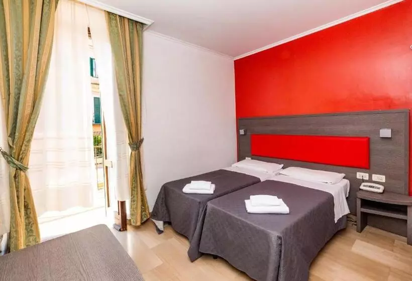Fotos del hotel Center 2:  13