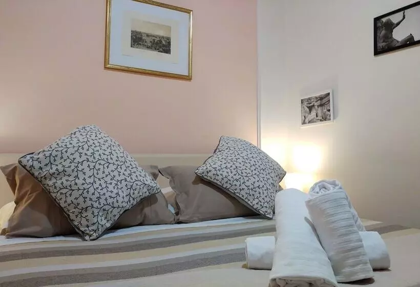 Fotos del hotel Dreaming Navona Rooms:  11