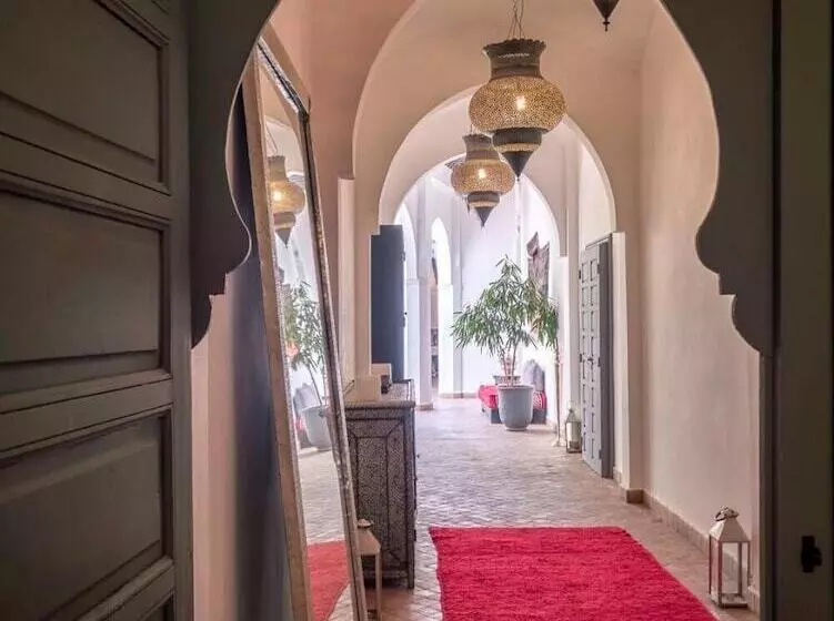 Fotos del hotel Riad 64:  15
