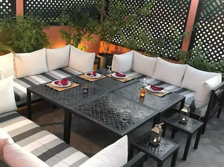 Fotos del hotel Riad 64:  3