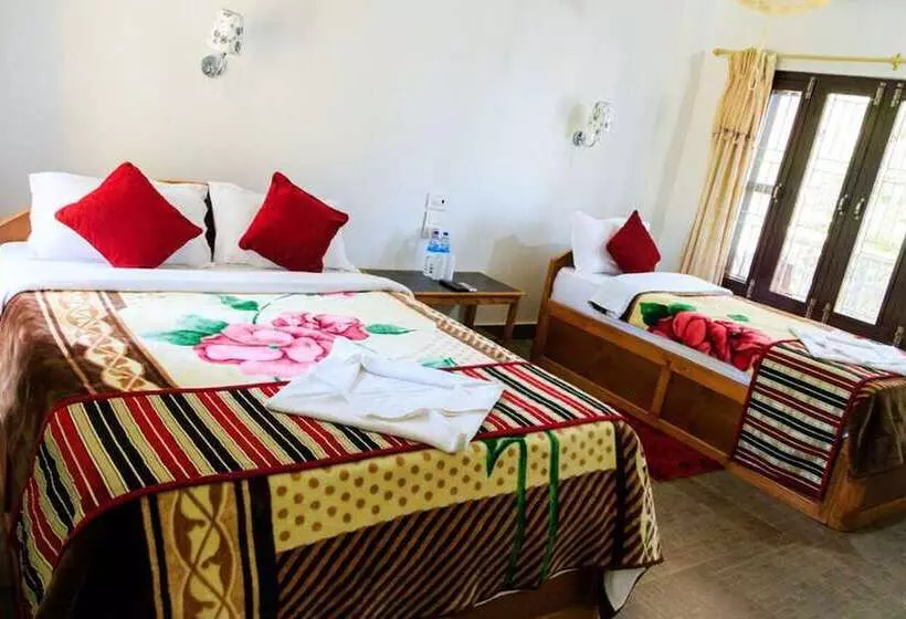 Fotos del hotel Tiger Residency Resort:  2