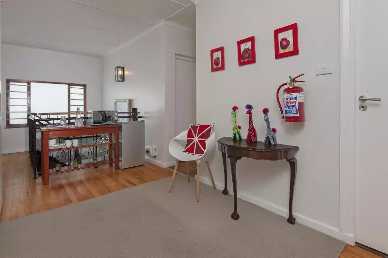 6 Stemmet Lodge